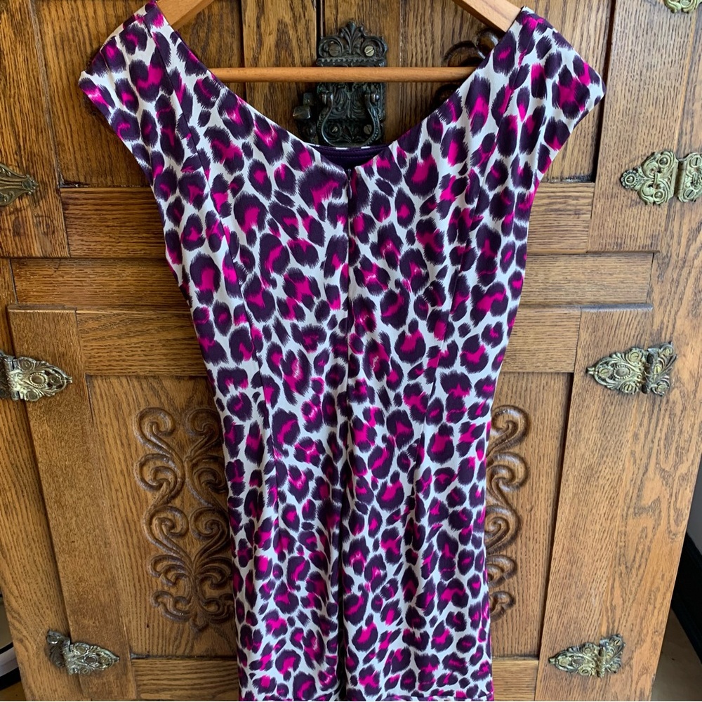 BETSEY JOHNSON//Dark Purple/Magenta/Ecru Leopard-Print Dress